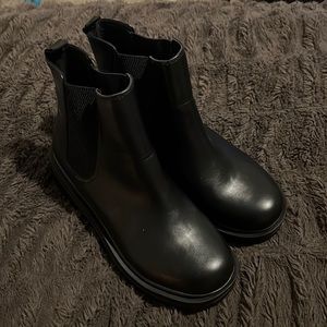 Soda Chelsea Boots